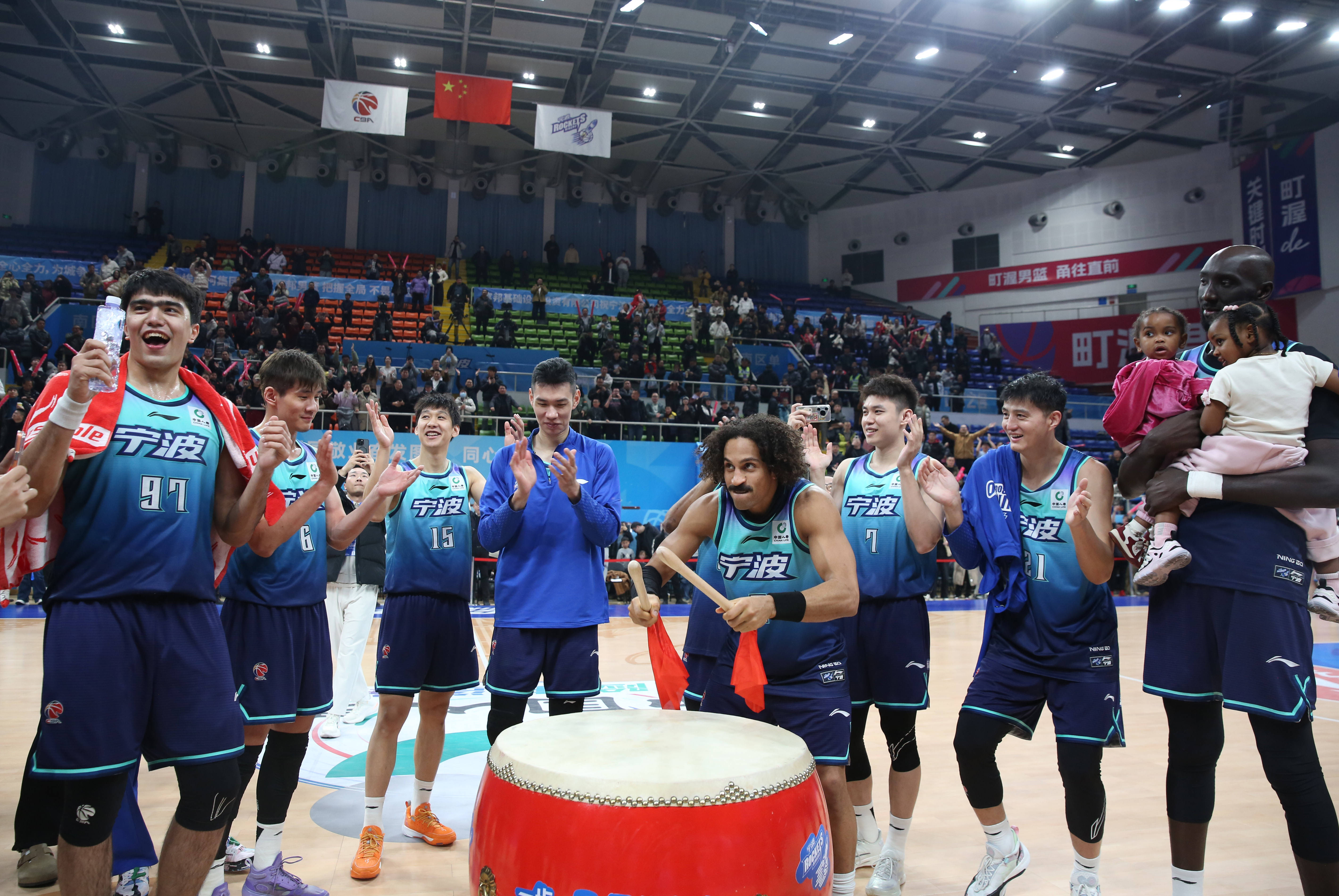 兰博电竞-关于离谱！摩纳哥篮板制胜赛前多伦多猛龙备战国王杯，切尔西单刀错失备战CBA常规赛的信息